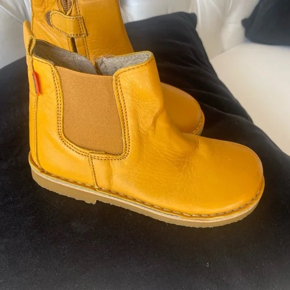 luxury Portugal Kids Yellow Leather Boots - Picture 3 of 9
